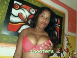 1hooters