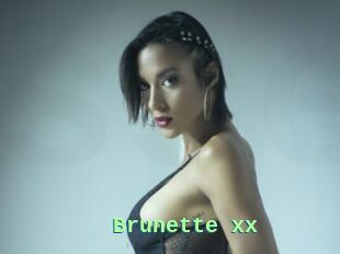 Brunette_xx