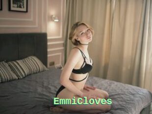 EmmiCloves