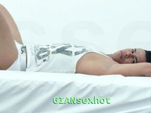 GIANsexhot
