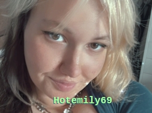 Hotemily69