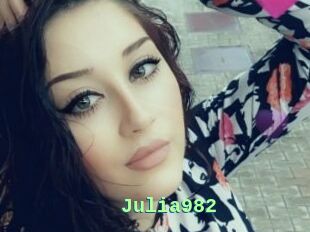 Julia982