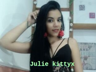 Julie_kittyx
