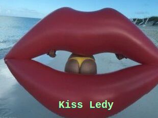 Kiss_Ledy