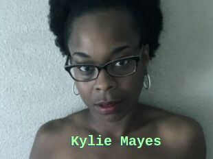 Kylie_Mayes