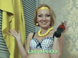LadyxFoxxx