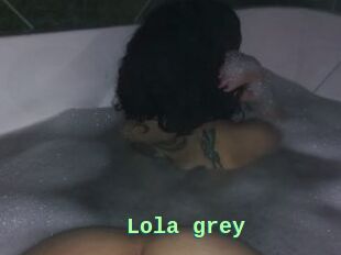 Lola_grey