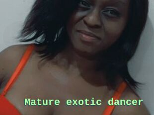 Mature_exotic_dancer