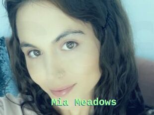 Mia_Meadows