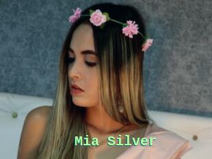 Mia_Silver