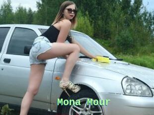 Mona_Mour