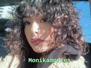 Monikamoores