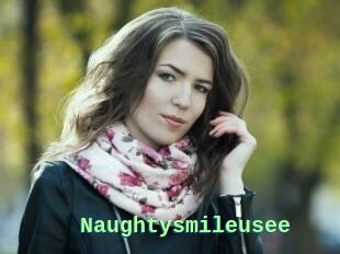Naughtysmileusee