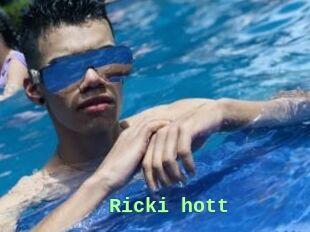 Ricki_hott