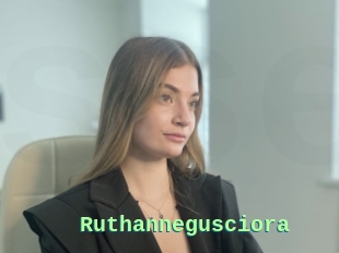 Ruthannegusciora