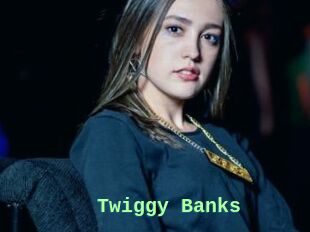 Twiggy_Banks