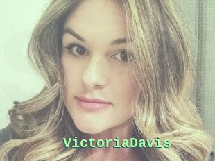Victoria_Davis